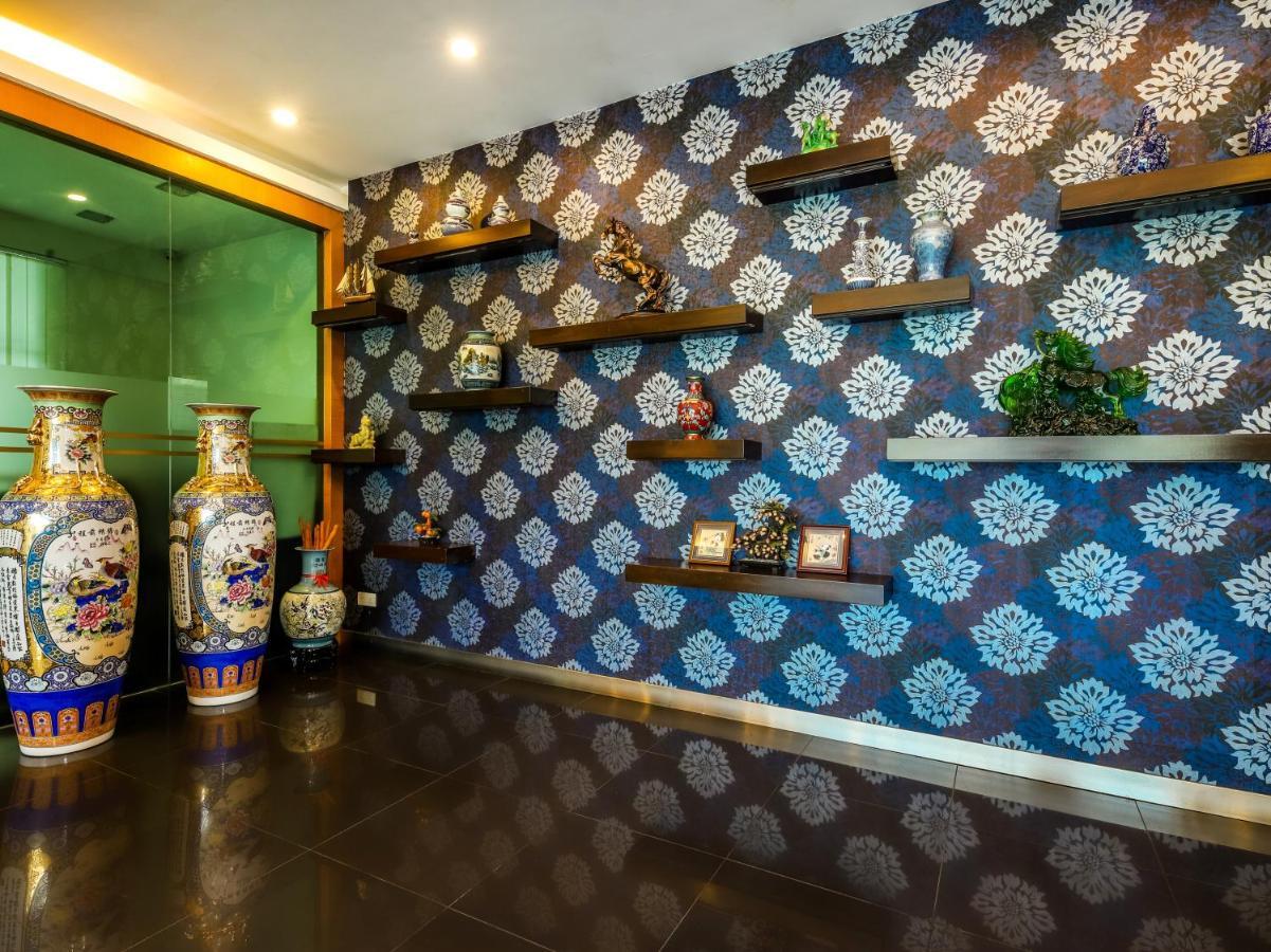 Oyo 371 Grand Eastern Hotel コタキナバル エクステリア 写真
