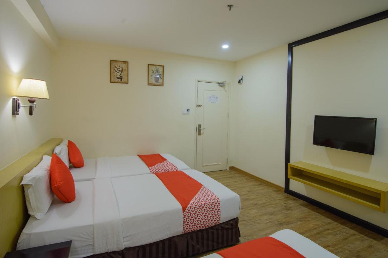 Oyo 371 Grand Eastern Hotel コタキナバル エクステリア 写真