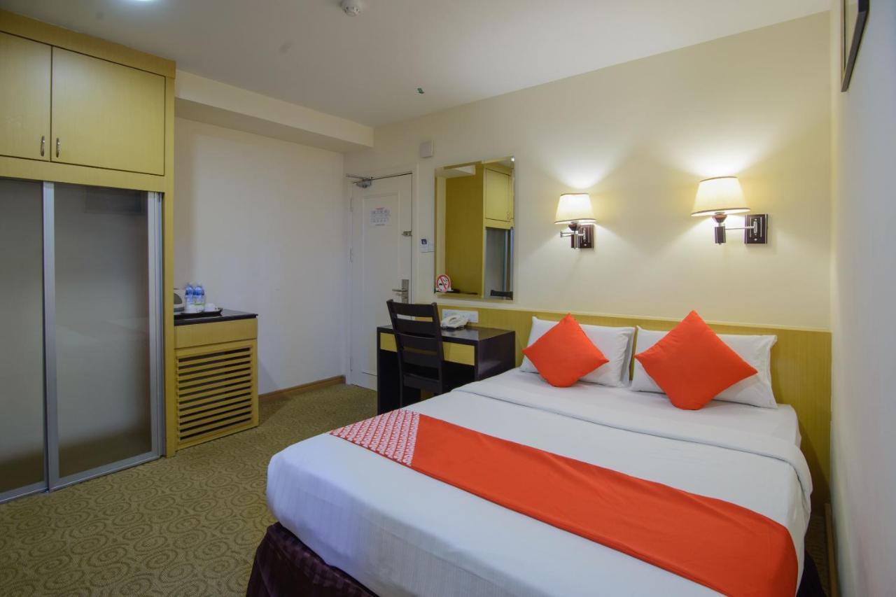 Oyo 371 Grand Eastern Hotel コタキナバル エクステリア 写真