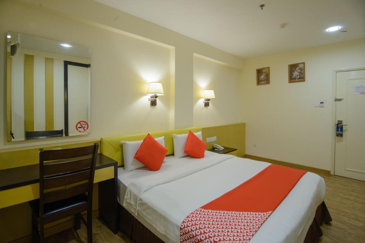 Oyo 371 Grand Eastern Hotel コタキナバル エクステリア 写真