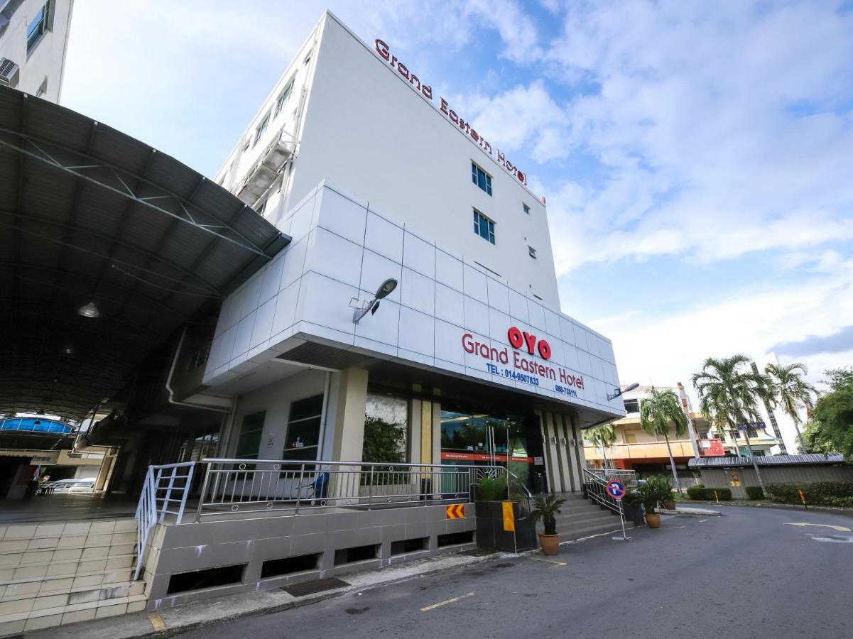 Oyo 371 Grand Eastern Hotel コタキナバル エクステリア 写真